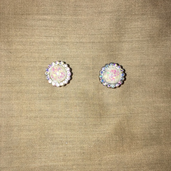 Spencer's Jewelry - Size zero white opal with glitter plugs gauges